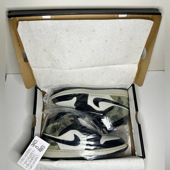 PRE-OWNED 2020 JORDAN 1 MID SE CAMO MENS SZ 10 OG ALL EXTRA CAMO LACES CLEAN - Picture 13 of 16